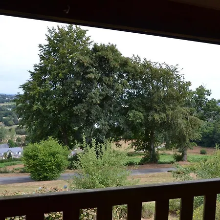 Beautiful Lake View 3 Bedroom Chalet. Saint-Manvieu-Bocage Exterior photo